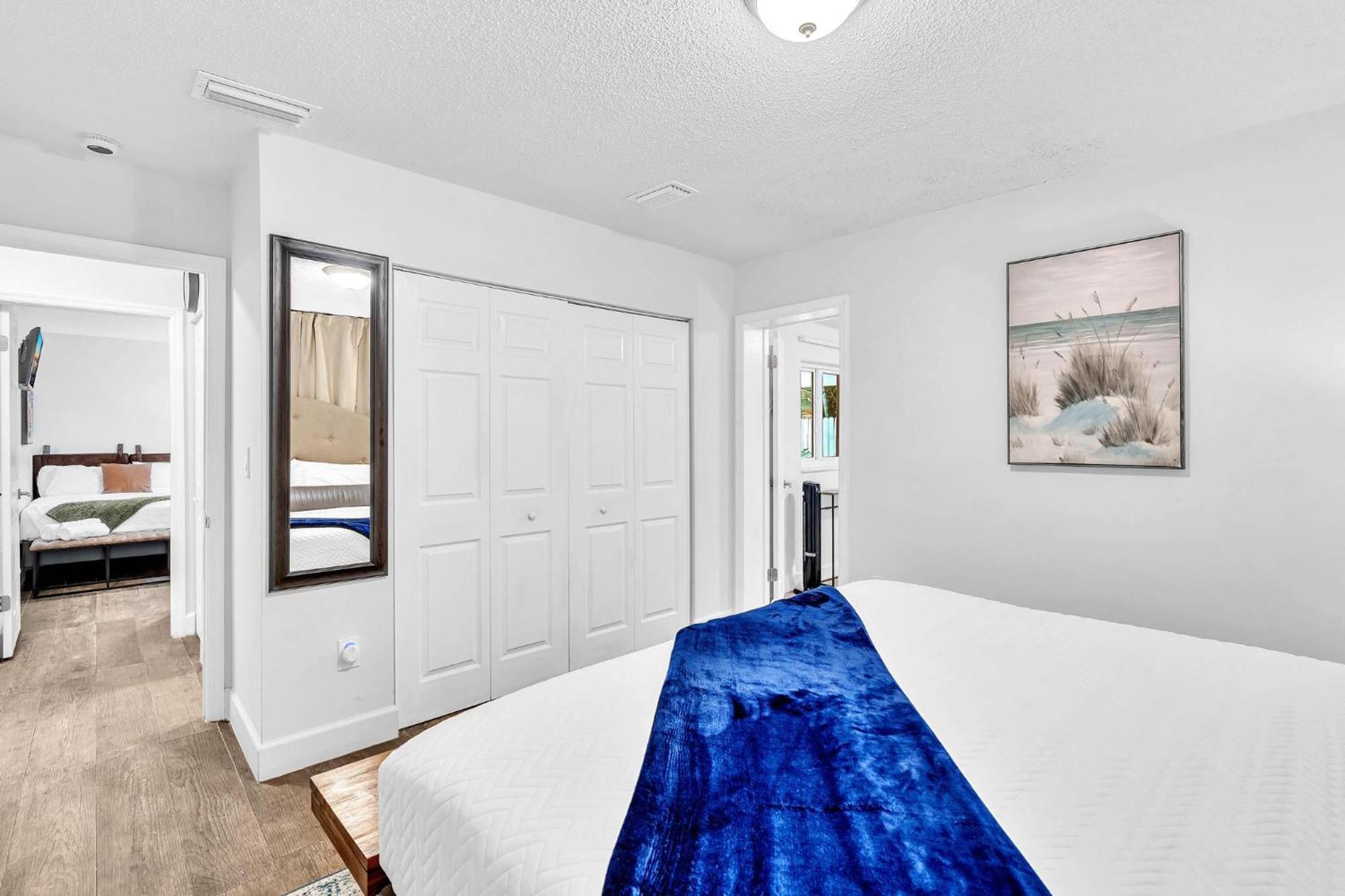Estelo'S Place - Modern Townhouse With King Bed, Only 5 Min From The Airport! Miami Bagian luar foto